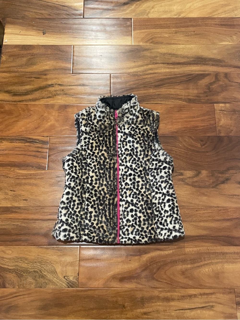 Y2K Leopard Print Faux Fur Vest with Pink Zip